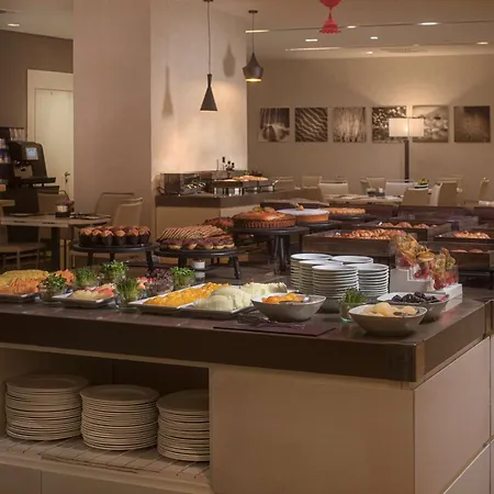 Nhow Hotel 4*