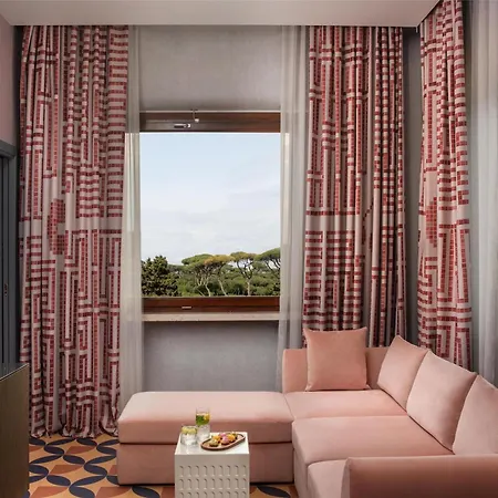 Nhow Hotel 4*